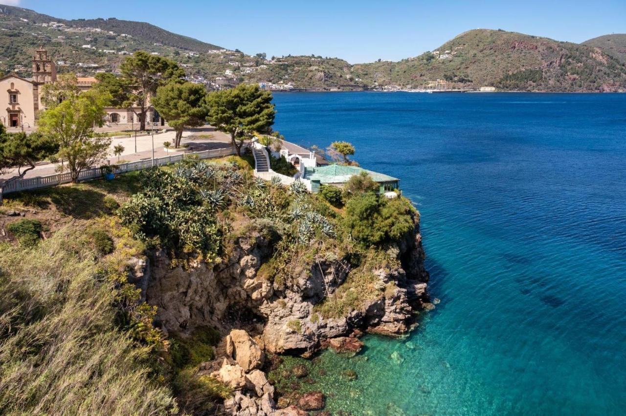 Casa Vacanza Artemis Липари Экстерьер фото